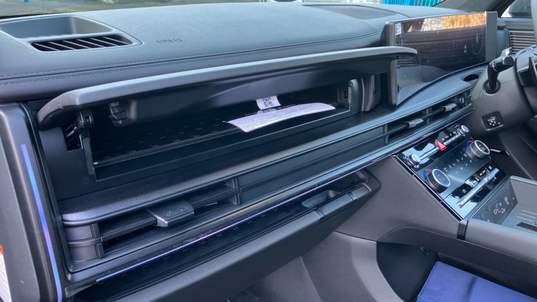 Hyundai SANTA FE 1.6 TGDi Plug-in Hybrid Calligraphy 5dr 4WD Auto Estate